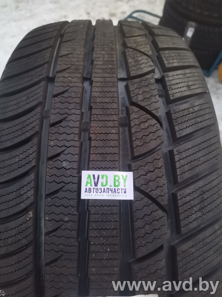 Купить Шины LEAO Winter Defender UHP 275/45R20 110H  в Минске.