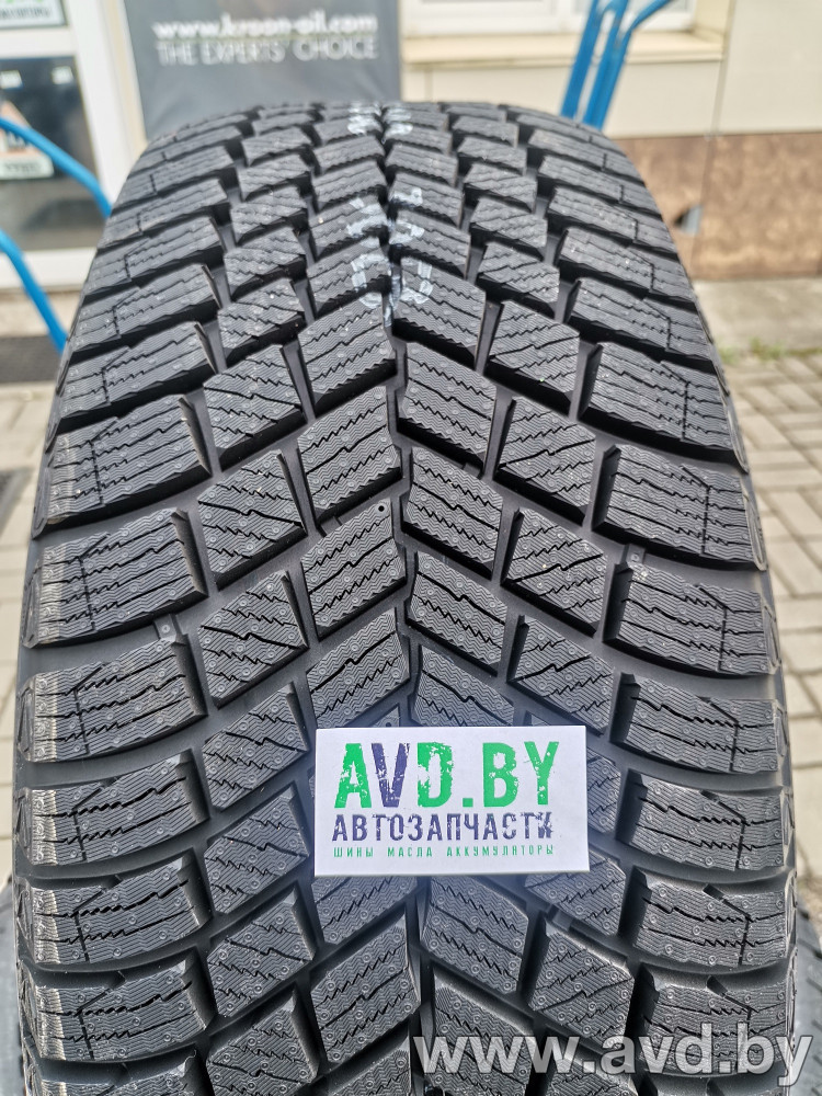 Купить Шины Pirelli Ice Zero Friction 3 225/55R17 101H  в Минске.