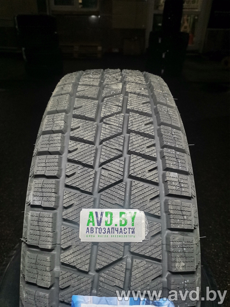 Купить Шины Sailun Ice Blazer Arctic SUV 235/70R16 106S  в Минске.