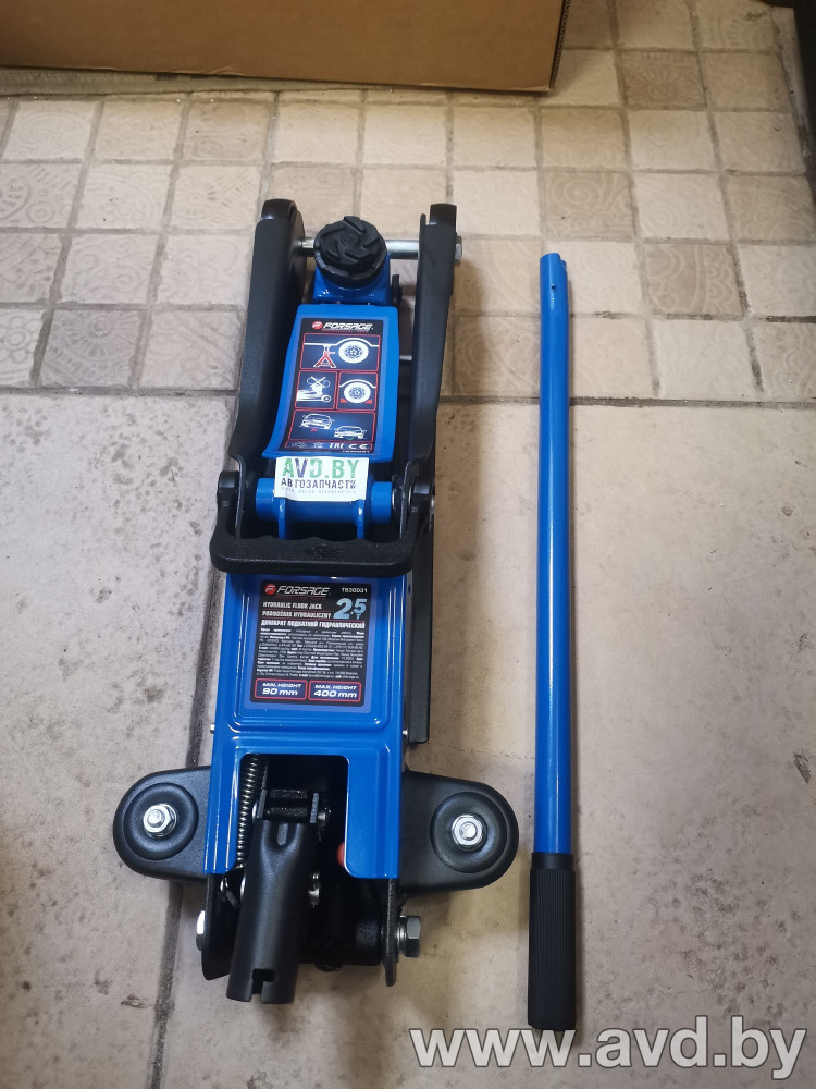 Купить Домкраты FORSAGE Подкатной 2,5т (F-T830031)  в Минске.