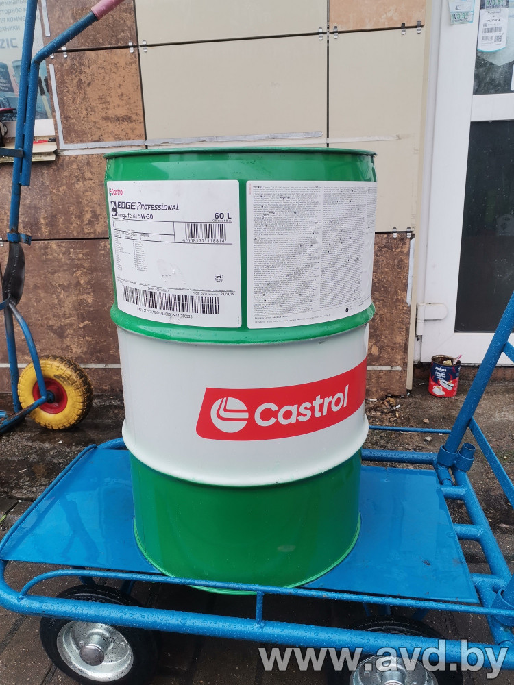 Купить Моторное масло Castrol EDGE Professional LongLife III 5W-30 60л  в Минске.