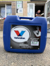 Купить Трансмиссионное масло Valvoline Light and Heavy Duty ATF / CVT 20л  в Минске.